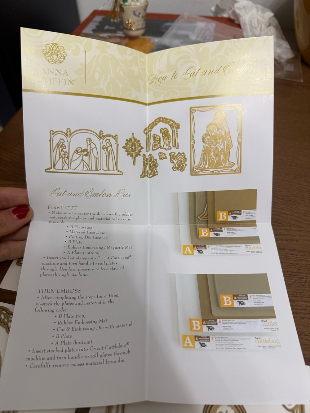 Anna Griffin Nativity Cut & Emboss Dies - 10
Piece Set - Picture 4 of 4